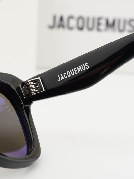 Jacquemus PALMIER JAC/59 C1 Cat Eye Sunglasses - Shiny Black / Grey main image 4